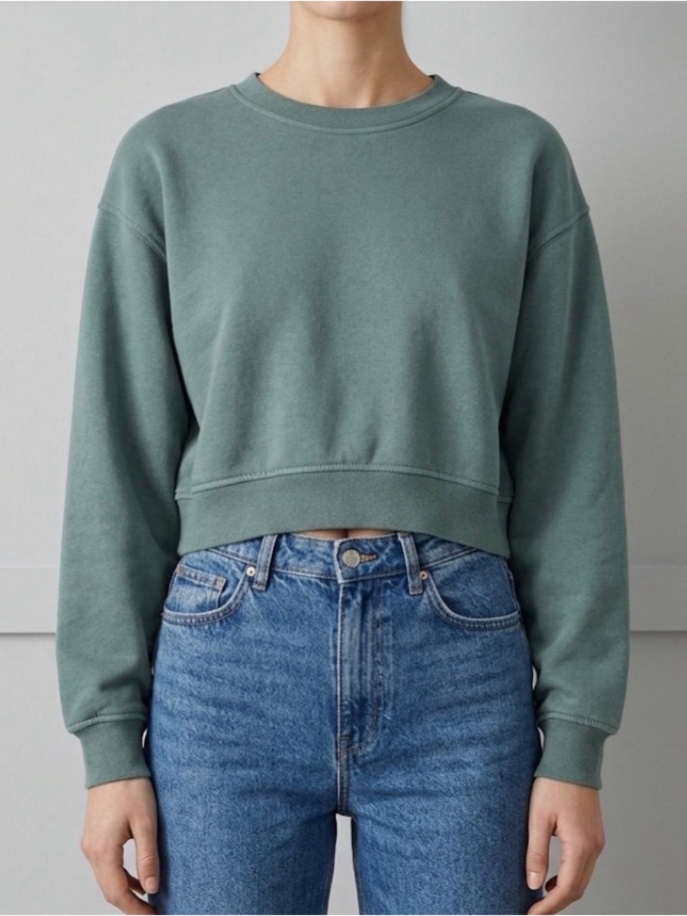Zara Oversized Green Cropped Sweatshirt